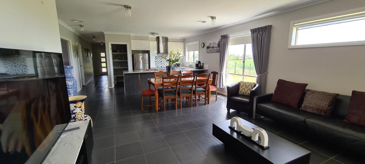 New Horizons Farm Stay Smeaton Eksteriør bilde